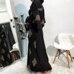 abaya élégante style Dubai
